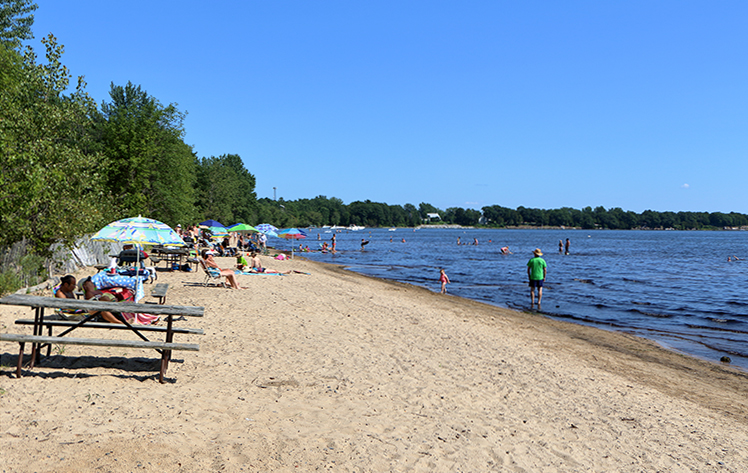 Alburgh Dunes State Park