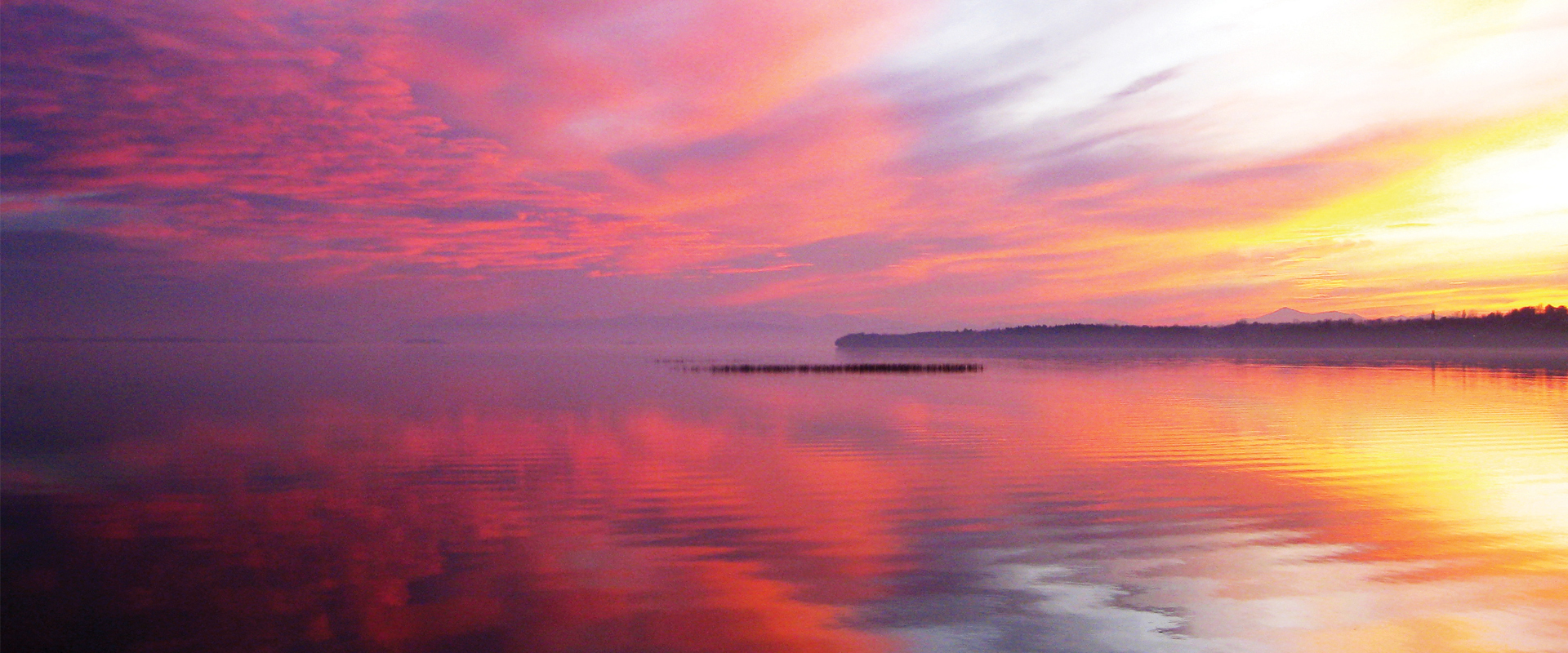 Sunset over Round Pond from Causeway CPO Nov 6 2008 Photo by Chris Phelan (15) – 1920 x 800 px